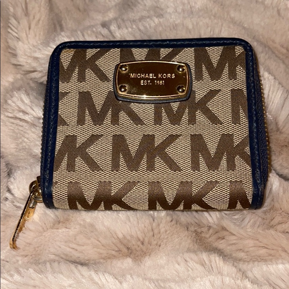 Michael Michael Kors Mini Zip Wallet